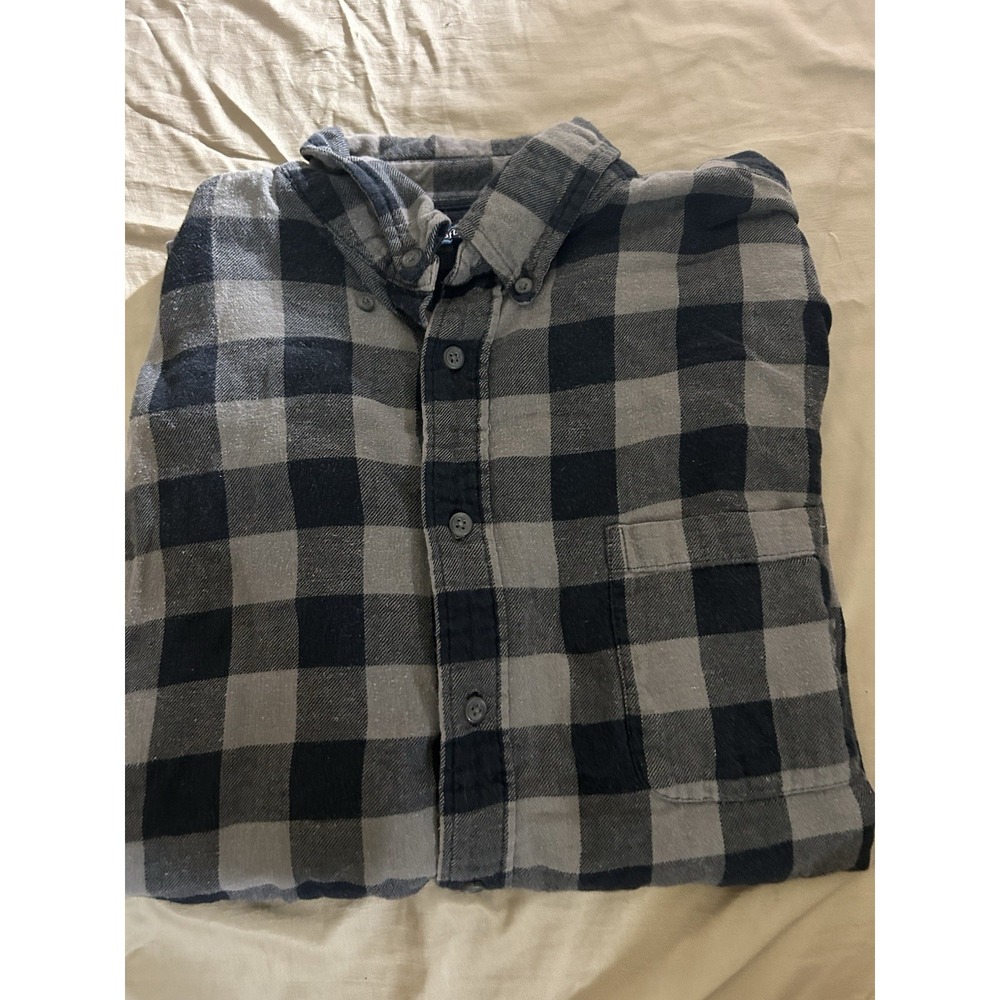Croft & Barrow Mens Large Gray Black Plaid Flannel Button Down Shirt Cotton